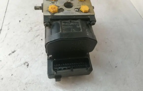 Nissan Qashqai+2 ABS Pump 476605M306 0265216899