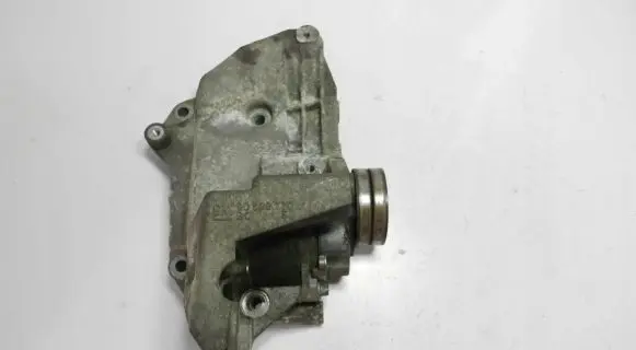 Opel Zafira A Engine mounting bracket 90502770