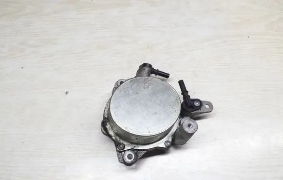Ford Mondeo MK IV Vacuum pump 9673836180 7021390500
