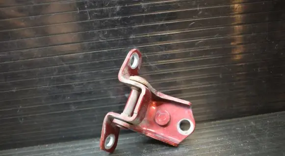 Mazda CX-7 Front door upper hinge