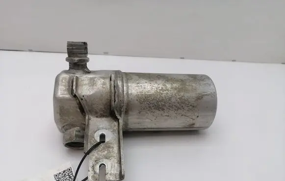 Audi A8 S8 D2 4D Air conditioning (A/C) air dryer 4D0820193A