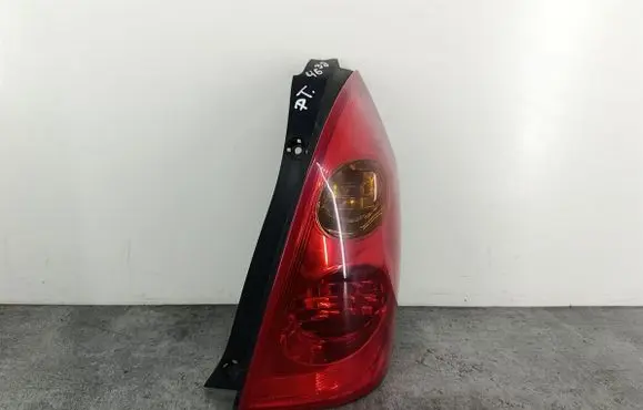 Nissan Primera Rear/tail lights 26550AU400