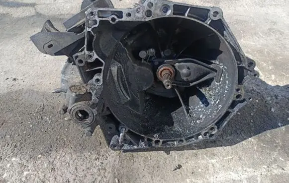 Peugeot Partner Manual 5 speed gearbox 20DP63