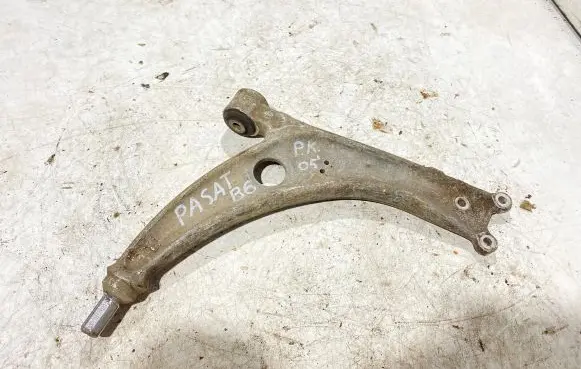 Volkswagen PASSAT B6 Front lower control arm/wishbone