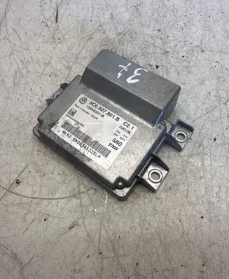 Volkswagen PASSAT B5.5 Hand brake control module 3C0907801B