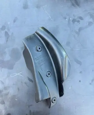 Chevrolet Camaro Front brake disc dust cover plate 23383583