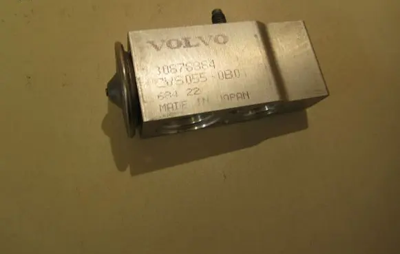 Volvo XC90 Air conditioning (A/C) expansion valve 30676364