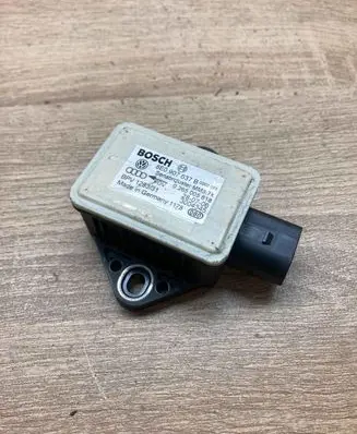 Audi A4 S4 B7 8E 8H ESP acceleration yaw rate sensor 8E0907637B 0265005618