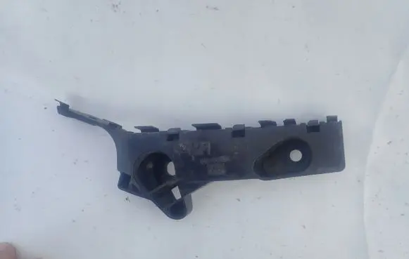 Mazda 3 II Front bumper mounting bracket BHN1500T1