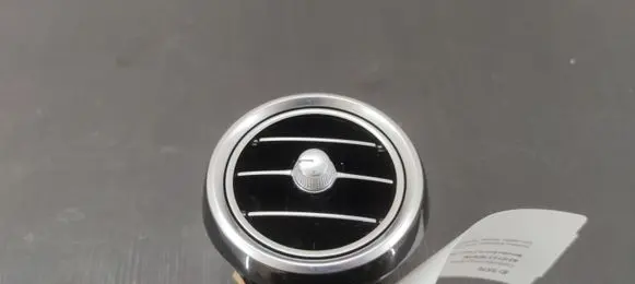 Mercedes-Benz GLC X253 C253 Dash center air vent grill A2058304604