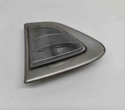 Chevrolet Captiva Front fender indicator light 96627099