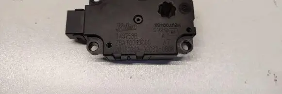 Mercedes-Benz GLC C253 A/C air flow flap actuator/motor T43758B A0999067402