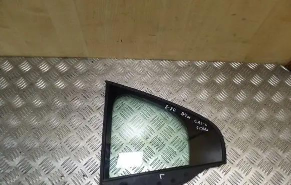 Volvo S80 Rear vent window glass 30779888