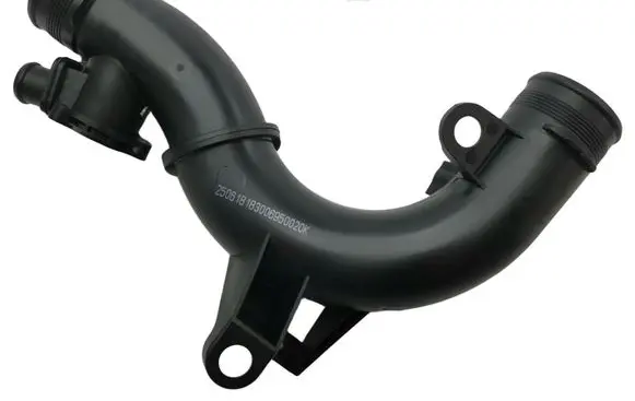 Volkswagen Tiguan Intercooler hose/pipe 5WA145770E