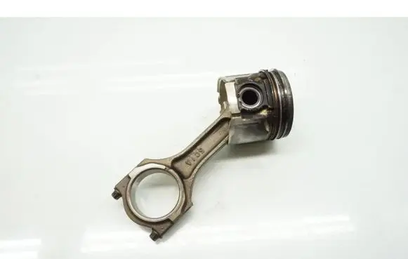 Mazda 5 Piston with connecting rod 