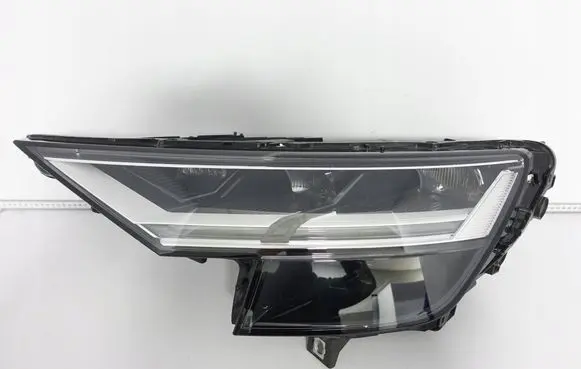 Audi Q8 Headlight/headlamp 4M8941773