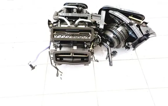Interior heater climate box assembly