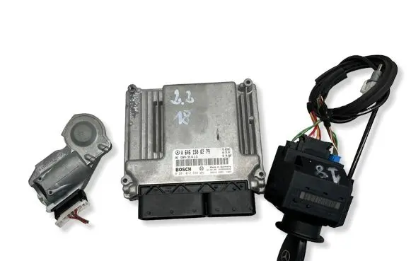 Mercedes-Benz C W203 Engine ECU kit and lock set A6461506279 0281012338