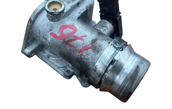 Mercedes-Benz A W176 Throttle body valve 161a09287r