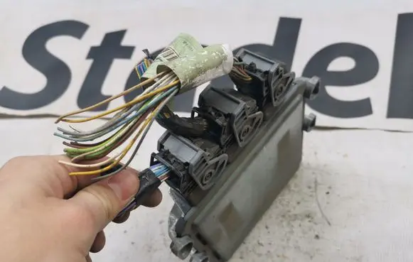 Peugeot 407 Engine control unit/module 5WS40167GT SW9656171180