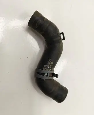 Audi A6 S6 C7 4G Engine coolant pipe/hose 04L121157
