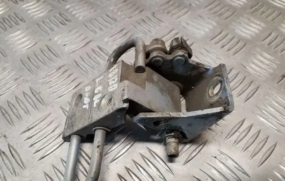 Seat Ibiza III (6L) Rear door lower hinge 6L4833411