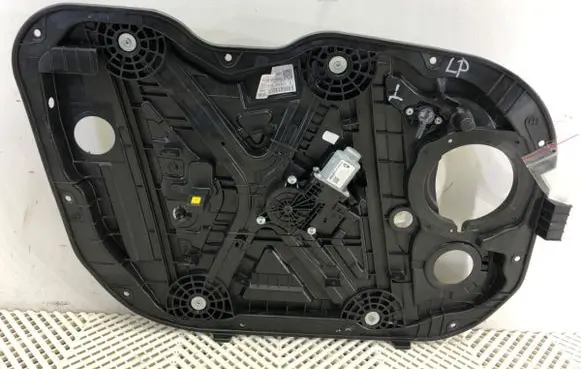 Hyundai i30 Front door window regulator with motor 