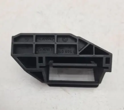 BMW 7 E65 E66 Radiator mount bracket 7508016 PA66GF30