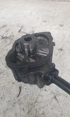Mercedes-Benz E W212 Vacuum pump A6512300165