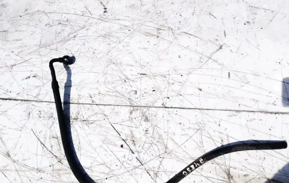 Volkswagen PASSAT B5 Power steering hose/pipe/line