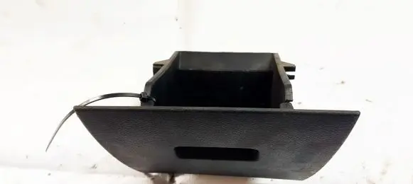 Ford Mondeo Mk III Glove box 1S7T14K016AC 1S7T-14K016-AC