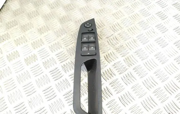 BMW X5 E70 Electric window control switch 7137138