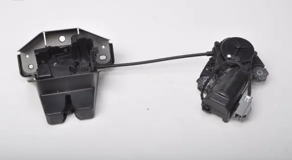 Volvo S90, V90 Tailgate lock latch 31484599