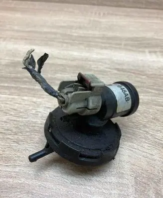 Chrysler Voyager Turbo solenoid valve 04287648AB