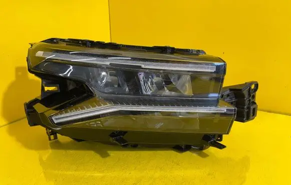 Citroen C5 Aircross Headlight/headlamp 9845038380