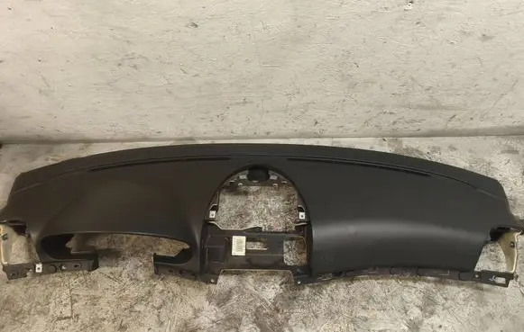 Mercedes-Benz E W211 Dashboard W211LL1 20051104 060913