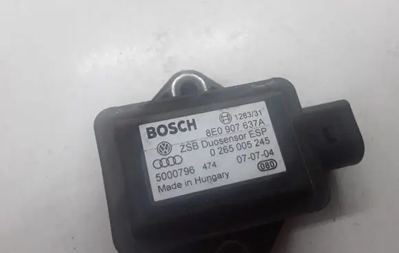 Audi A4 S4 B6 8E 8H ESP acceleration yaw rate sensor 8E0907637