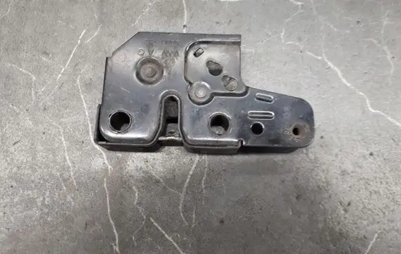 Seat Toledo III (5P) Engine bonnet/hood lock/catch 5P1823509