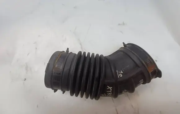 Nissan X-Trail T32 Air intake duct part