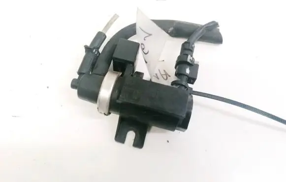 Mercedes-Benz B W245 Turbo solenoid valve A0051535528 70078200