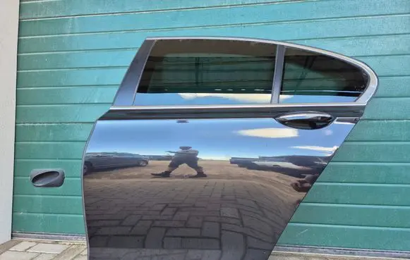 BMW 7 F01 F02 F03 F04 Rear door 475