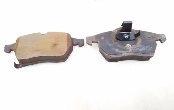 Opel Zafira B Brake pads (front) 51342203