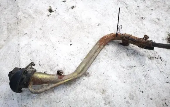Fuel tank filler neck pipe