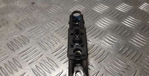 Mercedes-Benz R W251 Seat belt adjustment rail A2518600388