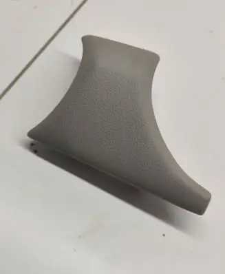 Dashboard glove box trim