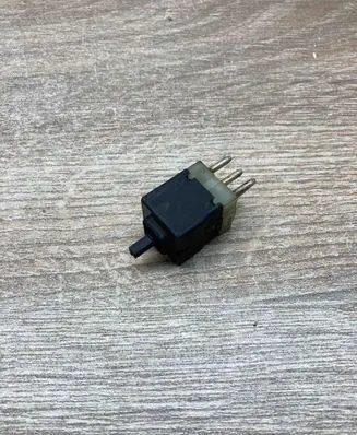 Volvo 440 Wing mirror switch 03830135 33451345
