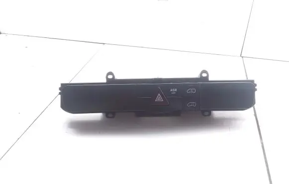 Volkswagen Crafter Hazard light switch HVW9068700210 A9068701810