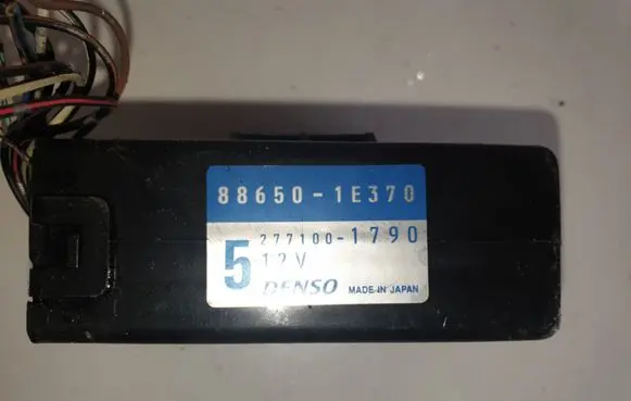 Toyota Yaris Other control units/modules 886501E370
