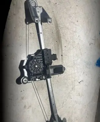 Opel Zafira A Rear door window regulator motor 994743103