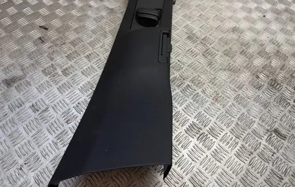 Volvo XC60 (B) pillar trim (top) 32132589